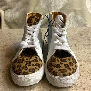 NWOT Olivia Miller Chantel Girls' High-Top Sneakers Size: 2